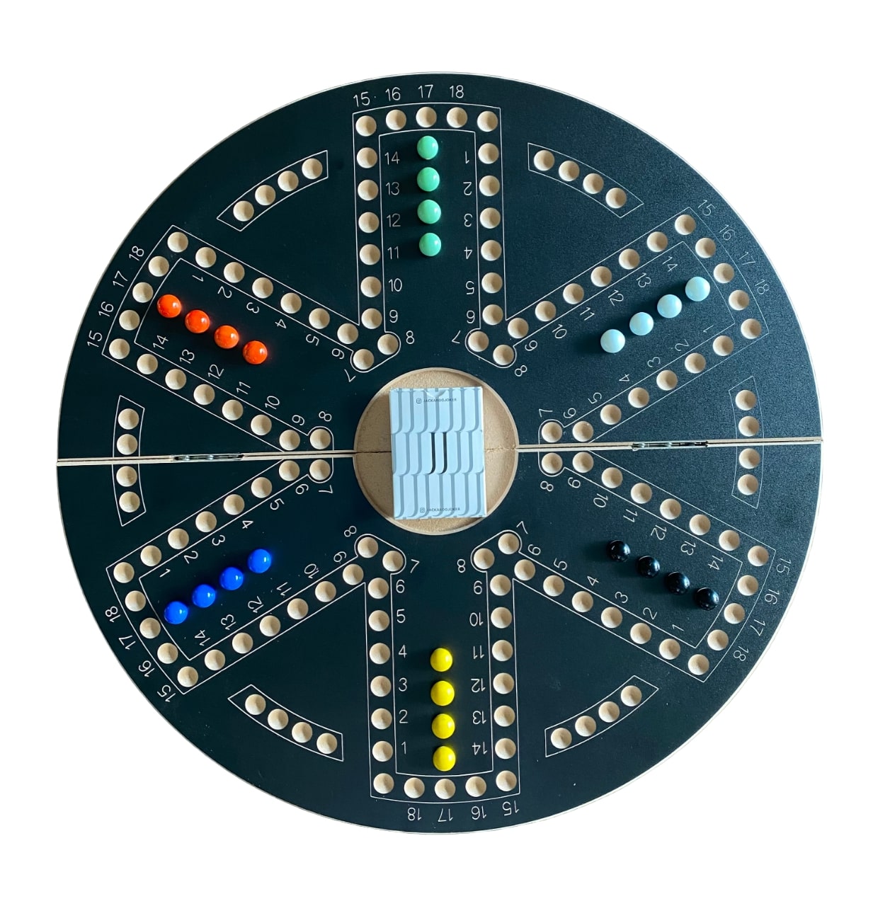 Jackaroo 4/6 players